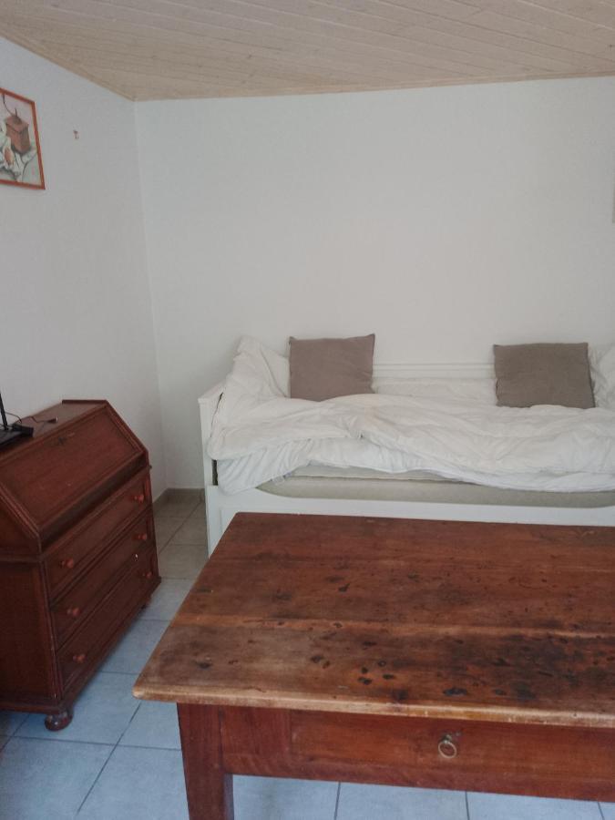 Ferienwohnung La Vinsonne Glun Exterior foto